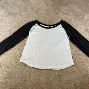 Baseball tee
